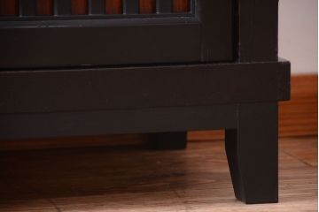 アンティーク家具　古民具・骨董　五尺　明治期　框が太く重厚なアンティーク脚付き時代箪笥ローボード(水屋箪笥、テレビ台、キャビネット、収納棚)