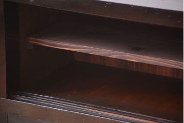 アンティーク家具　古民具・骨董　五尺　明治期　框が太く重厚なアンティーク脚付き時代箪笥ローボード(水屋箪笥、テレビ台、キャビネット、収納棚)