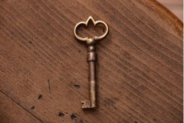 中古　VAROSA VALENTI(バロッサ バレンティ)　組み立て式キャビネット