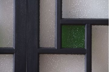 大正ロマン　当時物色ガラス入り!モダンなペイント引き戸2枚セット(窓)