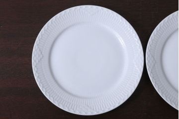 アンティーク雑貨　中古　ROYAL COPENHAGEN(ロイヤルコペンハーゲン)　WHITE FLUTED HALF LACE(ホワイトフルーテッド・ハーフレース) 25cmプレート(大皿)2枚セット(洋食器)