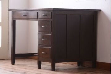 アンティーク家具　和製アンティーク　古いカバ材のシンプルな片袖机(デスク)