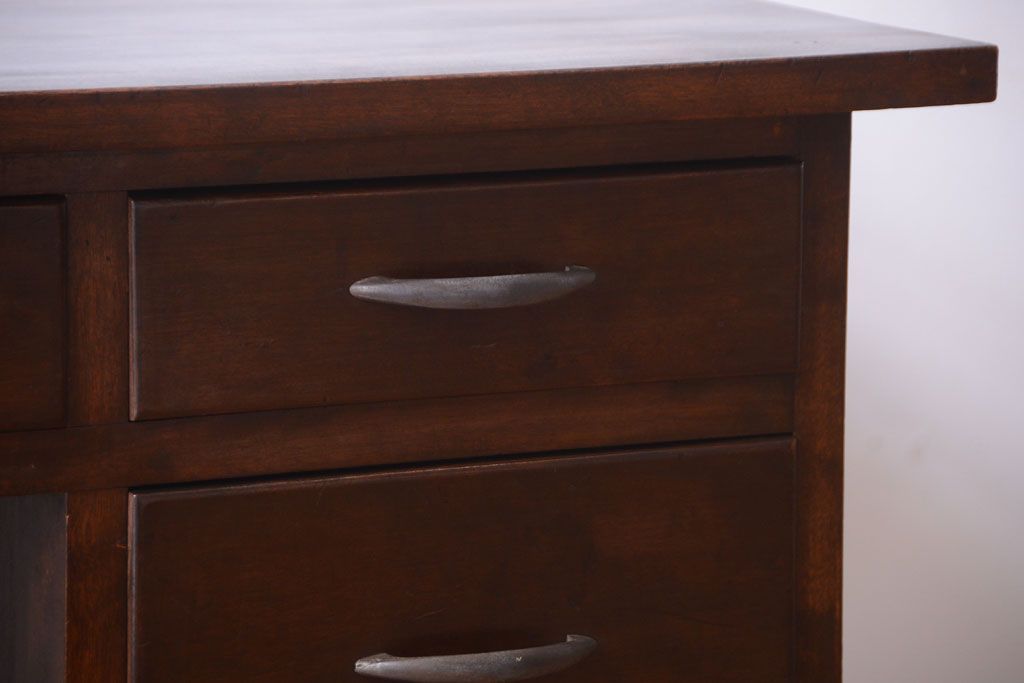 アンティーク家具　和製アンティーク　古いカバ材のシンプルな片袖机(デスク)