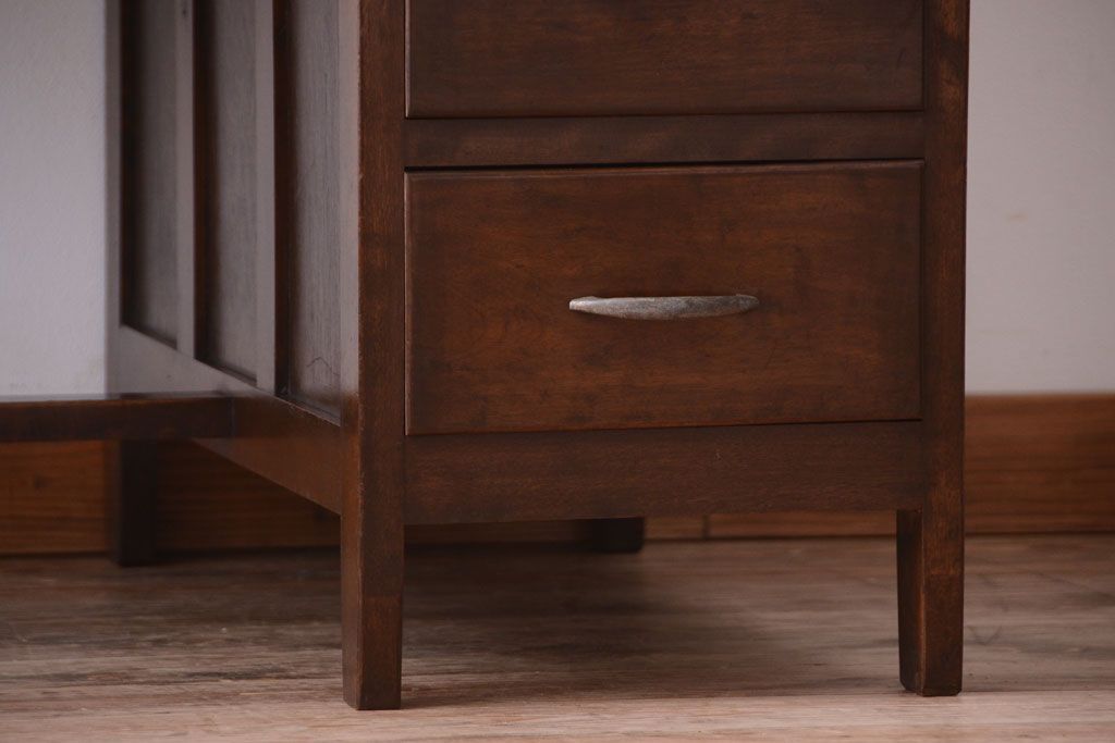 アンティーク家具　和製アンティーク　古いカバ材のシンプルな片袖机(デスク)