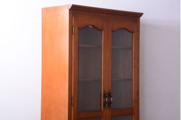 中古　横浜クラシック家具　ダニエル　高級品!収納棚(キャビネット)(1)(定価約50万円)