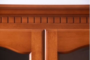 中古　横浜クラシック家具　ダニエル　高級品!収納棚(キャビネット)(1)(定価約50万円)