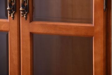 中古　横浜クラシック家具　ダニエル　高級品!収納棚(キャビネット)(1)(定価約50万円)