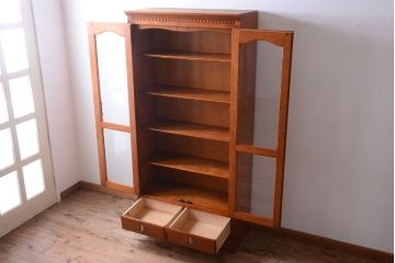 中古　横浜クラシック家具　ダニエル　高級品!収納棚(キャビネット)(2)(定価約50万円)