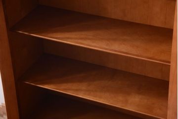 中古　横浜クラシック家具　ダニエル　高級品!収納棚(キャビネット)(2)(定価約50万円)