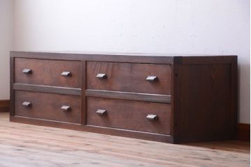 アンティーク家具　和製アンティーク　前面欅材!框が重厚な時代箪笥ローボード(引き出し・ローチェスト)(1)