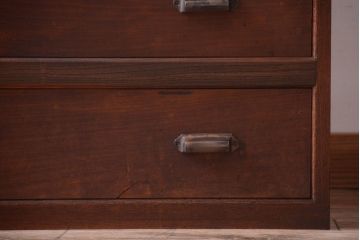 アンティーク家具　和製アンティーク　前面欅材!框が重厚な時代箪笥ローボード(引き出し・ローチェスト)(1)