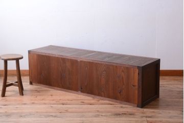 アンティーク家具　和製アンティーク　前面欅材!框が重厚な時代箪笥ローボード(引き出し・ローチェスト)(1)