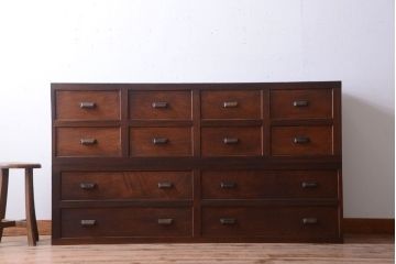 アンティーク家具　和製アンティーク　前面欅材!框が重厚な時代箪笥ローボード(引き出し・ローチェスト)(1)