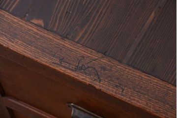 アンティーク家具　和製アンティーク　前面欅材!框が重厚な時代箪笥ローボード(引き出し・ローチェスト)(2)