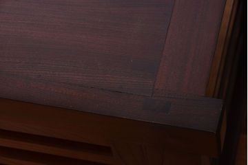 中古　民芸家具　総欅材!重厚な車箪笥(帳場箪笥)