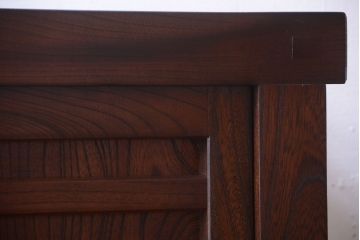 中古　民芸家具　総欅材!重厚な車箪笥(帳場箪笥)