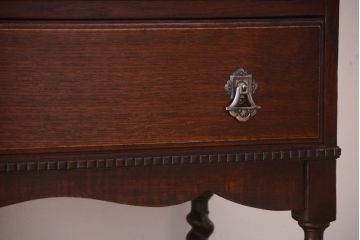 アンティーク家具　イギリスアンティーク　オーク材!ツイストレッグライティングビューロー(デスク)
