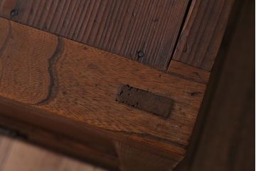 アンティーク家具　和製アンティーク　前面欅材!框が重厚な時代箪笥ローボード(引き出し・ローチェスト)(3)