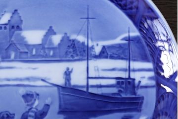 アンティーク雑貨　中古　ROYAL COPENHAGEN(ロイヤルコペンハーゲン)　イヤープレート　1998年