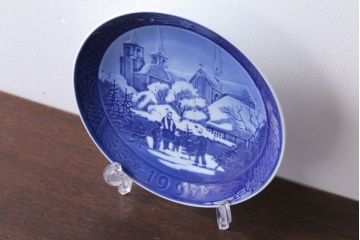アンティーク雑貨　中古　ROYAL COPENHAGEN(ロイヤルコペンハーゲン)　イヤープレート　1997年