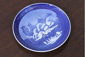 アンティーク雑貨　中古　ROYAL COPENHAGEN(ロイヤルコペンハーゲン)　イヤープレート　1997年