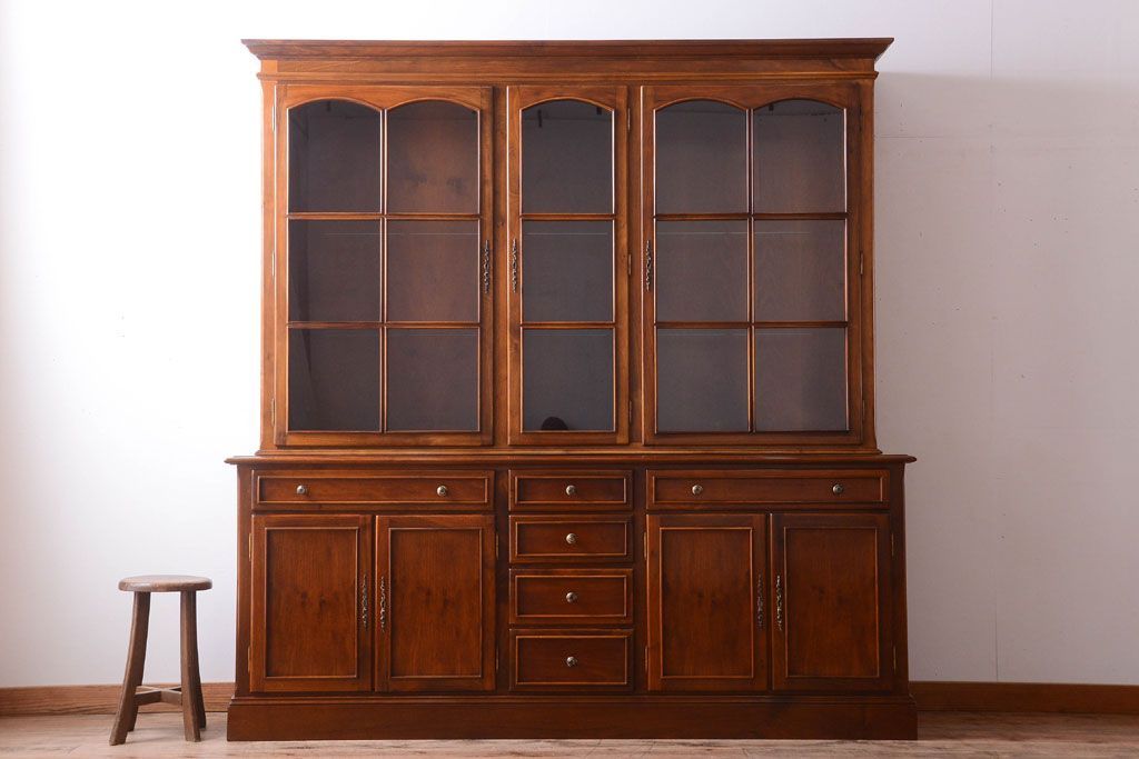 中古　VAROSA VALENTI(バロッサ バレンティ)　ライト付き特大キャビネット(カップボード)