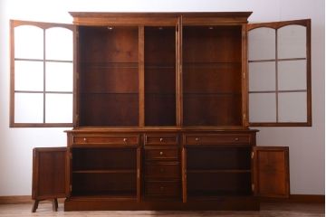 中古　VAROSA VALENTI(バロッサ バレンティ)　ライト付き特大キャビネット(カップボード)