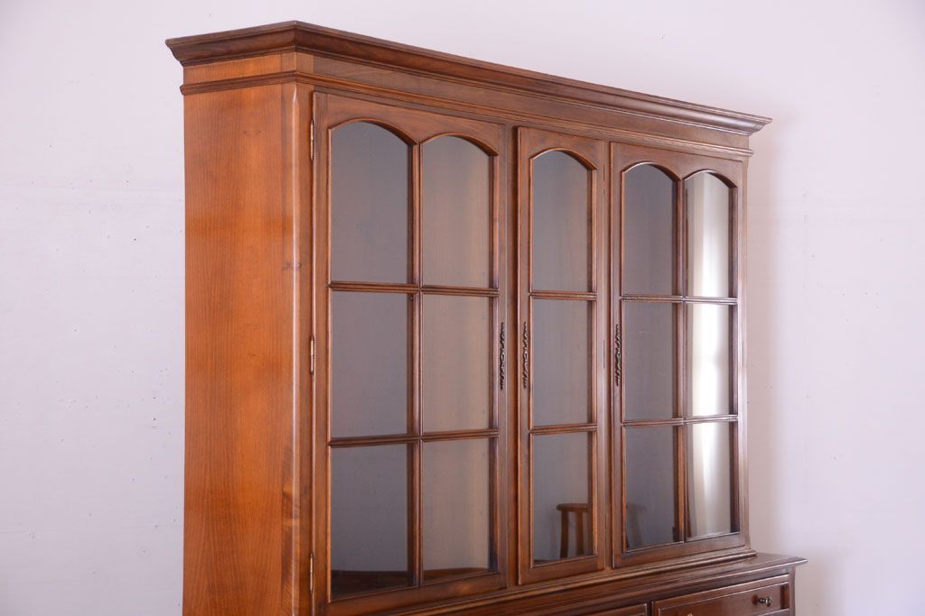 中古　VAROSA VALENTI(バロッサ バレンティ)　ライト付き特大キャビネット(カップボード)