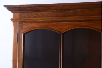 中古　VAROSA VALENTI(バロッサ バレンティ)　ライト付き特大キャビネット(カップボード)