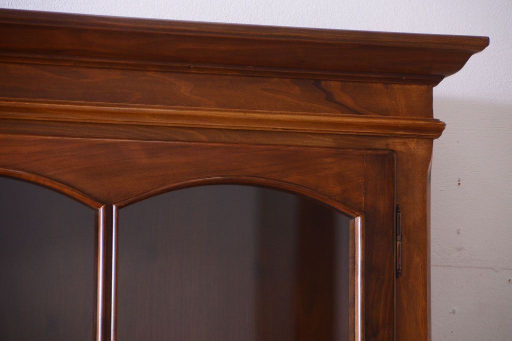 中古　VAROSA VALENTI(バロッサ バレンティ)　ライト付き特大キャビネット(カップボード)