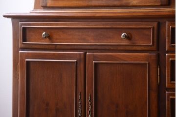 中古　VAROSA VALENTI(バロッサ バレンティ)　ライト付き特大キャビネット(カップボード)