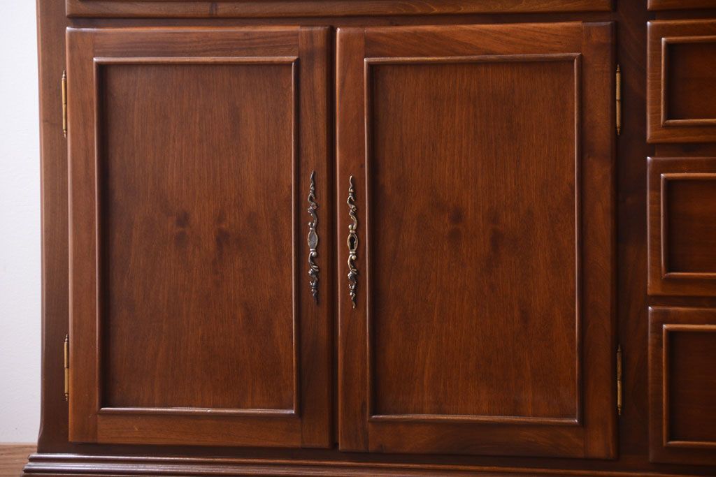 中古　VAROSA VALENTI(バロッサ バレンティ)　ライト付き特大キャビネット(カップボード)