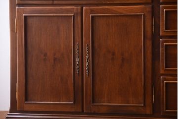 中古　VAROSA VALENTI(バロッサ バレンティ)　ライト付き特大キャビネット(カップボード)