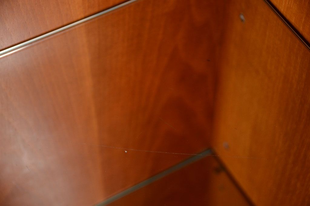 中古　VAROSA VALENTI(バロッサ バレンティ)　ライト付き特大キャビネット(カップボード)