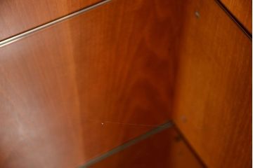 中古　VAROSA VALENTI(バロッサ バレンティ)　ライト付き特大キャビネット(カップボード)