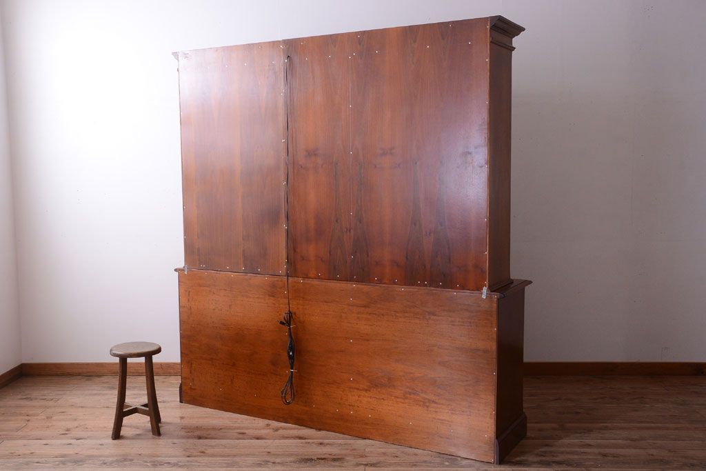 中古　VAROSA VALENTI(バロッサ バレンティ)　ライト付き特大キャビネット(カップボード)