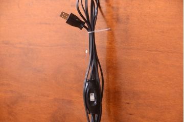 中古　VAROSA VALENTI(バロッサ バレンティ)　ライト付き特大キャビネット(カップボード)