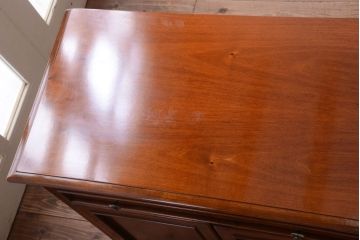 中古　VAROSA VALENTI(バロッサ バレンティ)　ライト付き特大キャビネット(カップボード)