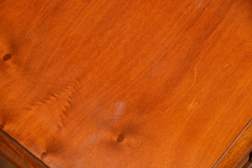 中古　VAROSA VALENTI(バロッサ バレンティ)　ライト付き特大キャビネット(カップボード)