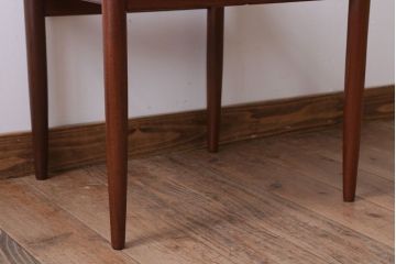 ヴィンテージ家具　北欧ビンテージ　G-PLAN(ジープラン)　シンプルなチェア