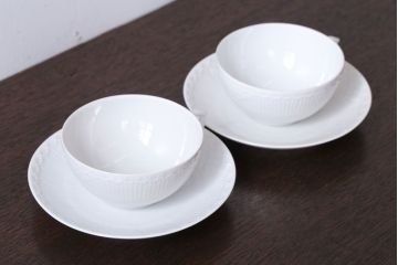 アンティーク雑貨　中古　ROYAL COPENHAGEN(ロイヤルコペンハーゲン)　WHITE FLUTED HALF LACE(ホワイトフルーテッド・ハーフレース) カップ&ソーサー2客セット(洋食器)
