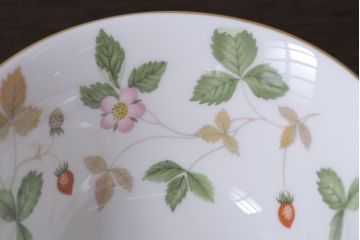 中古　イギリスWedgwood(ウェッジウッド) ワイルドストロベリー　カップ&ソーサー2客(洋食器)(2)