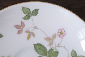 中古　イギリスWedgwood(ウェッジウッド) ワイルドストロベリー　カップ&ソーサー2客(洋食器)(2)