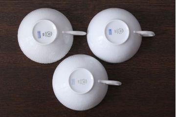 アンティーク雑貨　中古　ROYAL COPENHAGEN(ロイヤルコペンハーゲン)　WHITE FLUTED HALF LACE(ホワイトフルーテッド・ハーフレース) カップ&ソーサー3客セット(洋食器)