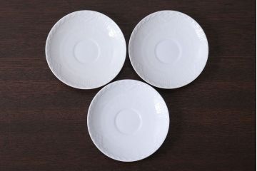 アンティーク雑貨　中古　ROYAL COPENHAGEN(ロイヤルコペンハーゲン)　WHITE FLUTED HALF LACE(ホワイトフルーテッド・ハーフレース) カップ&ソーサー3客セット(洋食器)