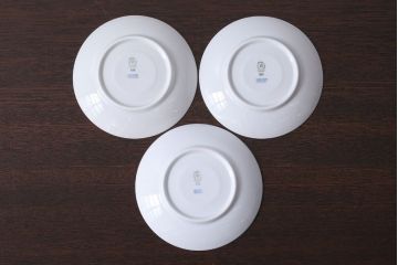 アンティーク雑貨　中古　ROYAL COPENHAGEN(ロイヤルコペンハーゲン)　WHITE FLUTED HALF LACE(ホワイトフルーテッド・ハーフレース) カップ&ソーサー3客セット(洋食器)