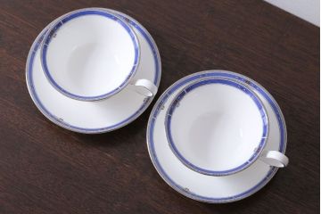 アンティーク雑貨　中古　イギリスWedgwood(ウェッジウッド)　キングスブリッジ　カップ&ソーサー2客セット(洋食器)
