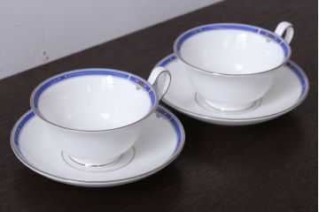 アンティーク雑貨　中古　イギリスWedgwood(ウェッジウッド)　キングスブリッジ　カップ&ソーサー2客セット(洋食器)
