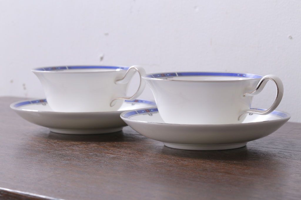 アンティーク雑貨　中古　イギリスWedgwood(ウェッジウッド)　キングスブリッジ　カップ&ソーサー2客セット(洋食器)