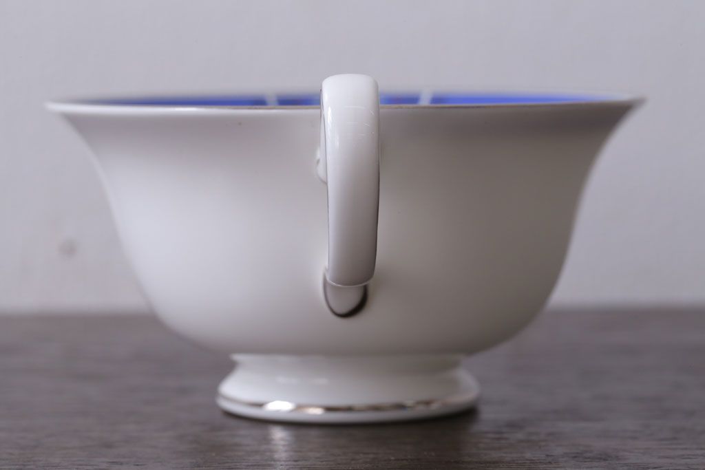 アンティーク雑貨　中古　イギリスWedgwood(ウェッジウッド)　キングスブリッジ　カップ&ソーサー2客セット(洋食器)
